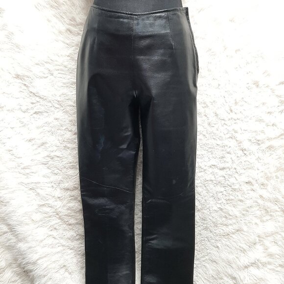 Danier Women's Black Leather Bootcut Pants Size US6 - Picture 1 of 11